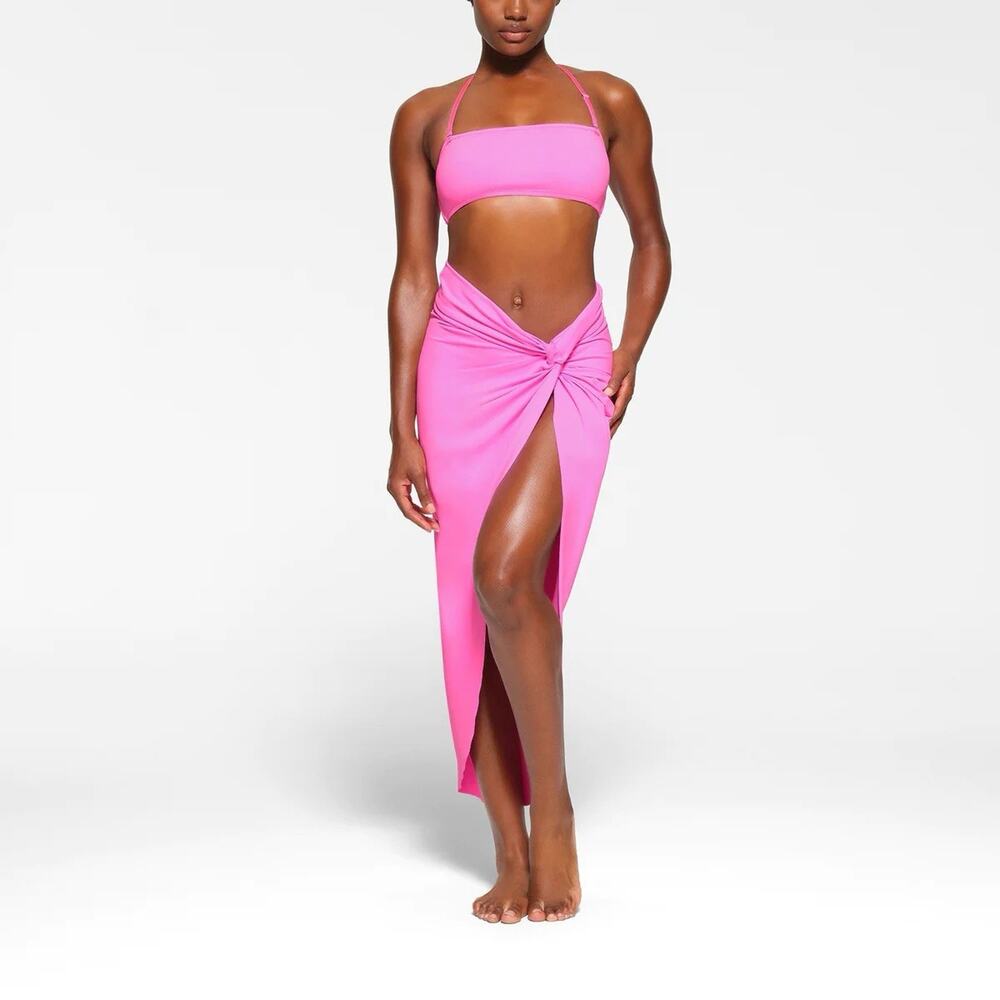 NWT SKIMS Signature Swim Sarong Skirt Taffy Pink Size Small